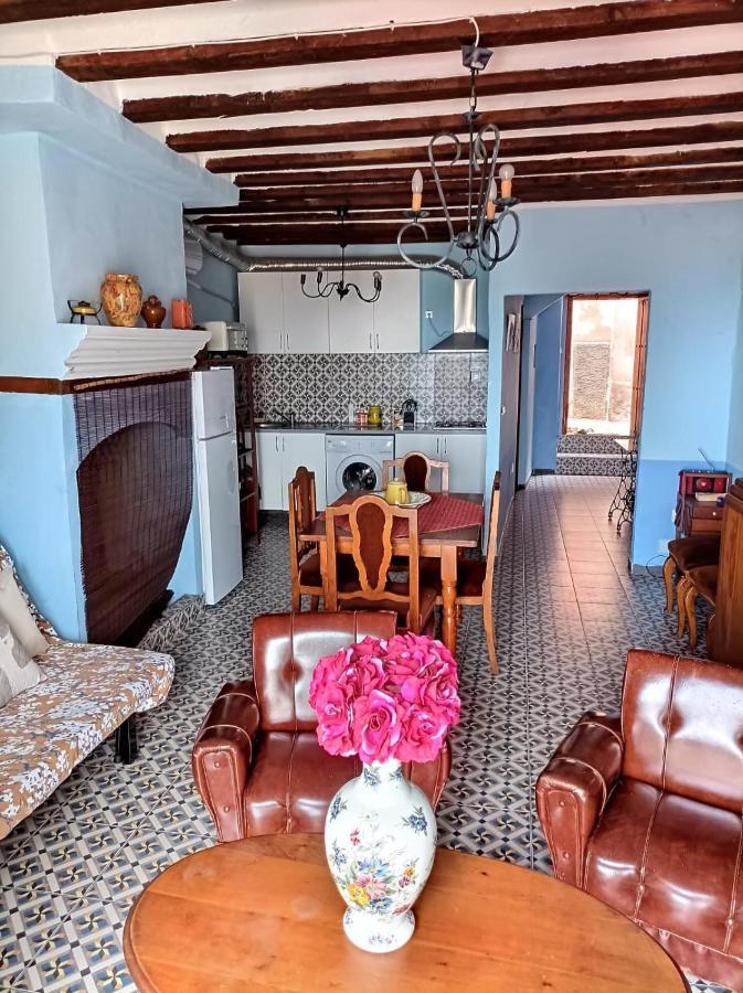 Magnifica Casa De Pueblo Con Todas Las Comodidades โมราตายา ภายนอก รูปภาพ